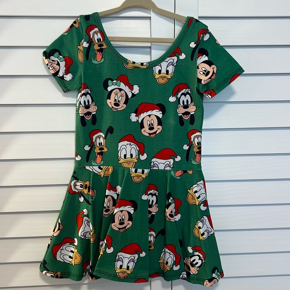 WRK Skirted Leo size 7/8 fits like 6T wore once good condition Disney